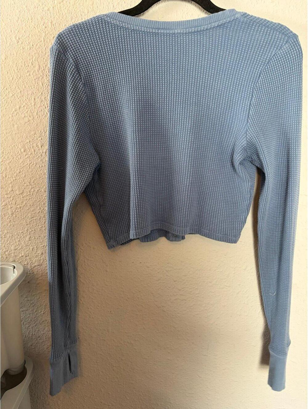Offline by Aerie cropped waffle henley long sleeve blue size L - Picture 3 of 3